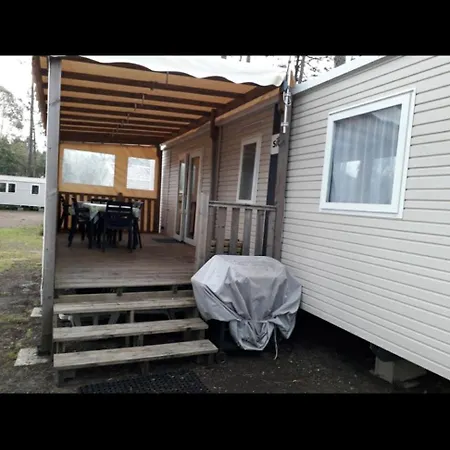 مكان تخييم Contis *